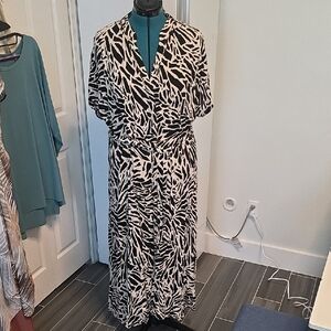 H&M Belted Black and Beige Animal Print Maxi Dress XL